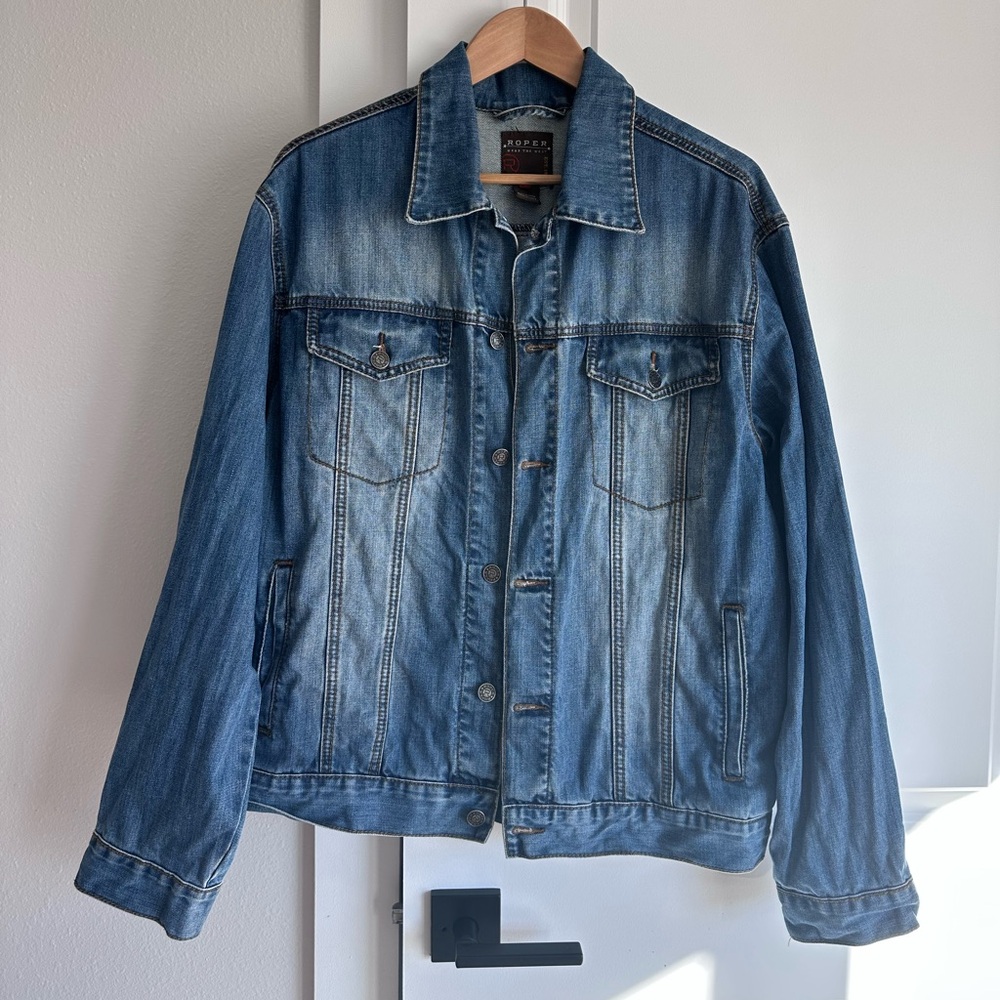 Men’s Roper Western Denim Jacket Coat with USA Flag – Size Medium